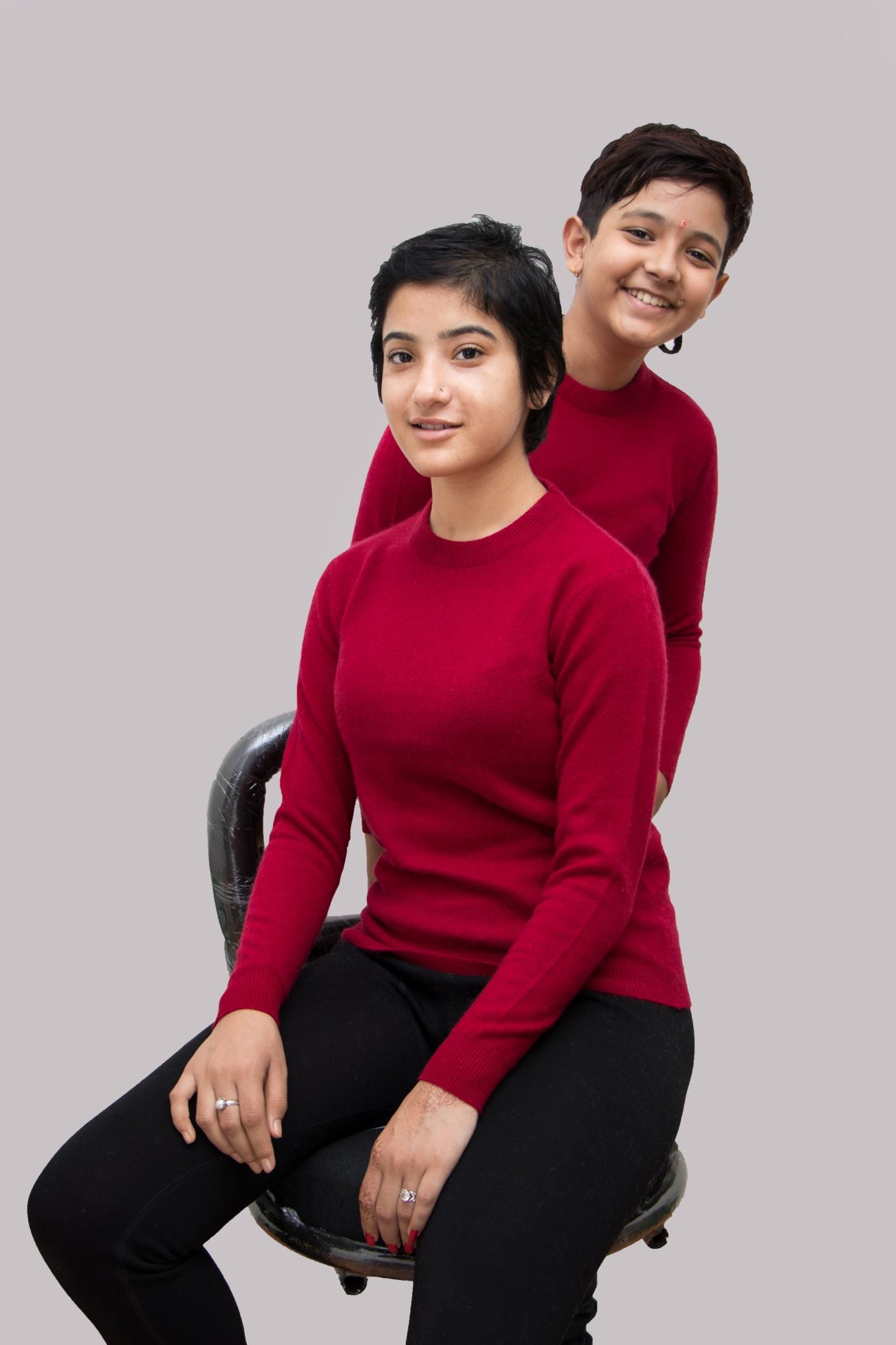 “Kids red cashmere sweater – soft and warm winter wear”