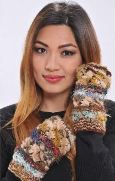 Handwoven Woolen Handwarmers – 100% Wool Artistic Design by Anitya – Soft, Warm, and Unique Winter Accessories